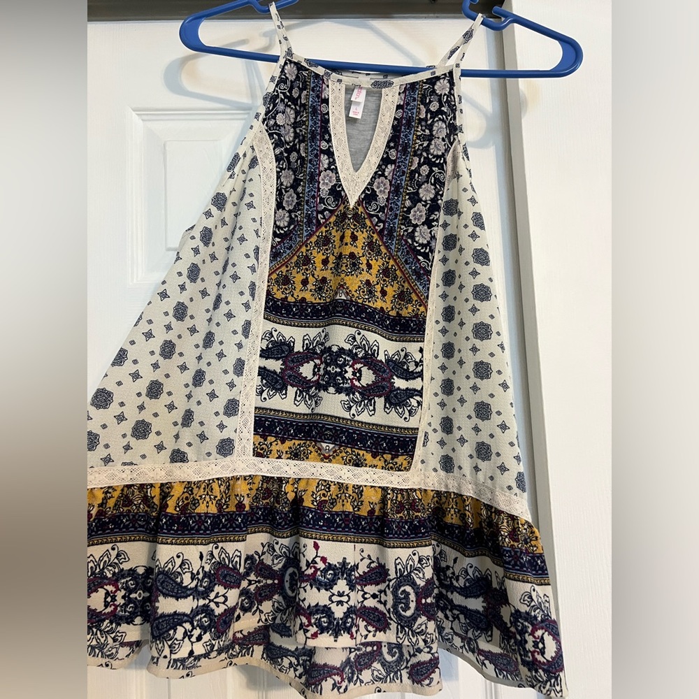 Juniors Top, Size L